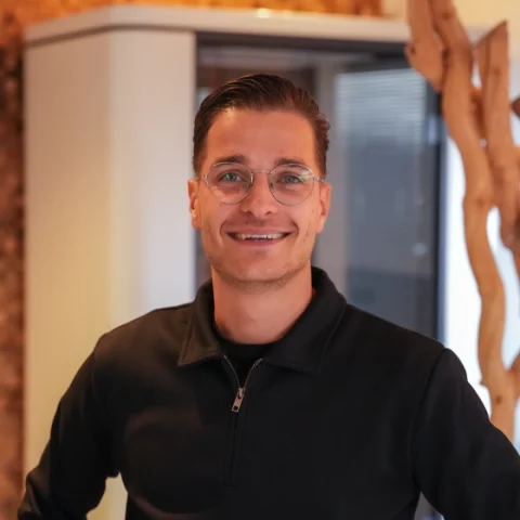 Menno Grijsen van Perla Kantoorinrichting