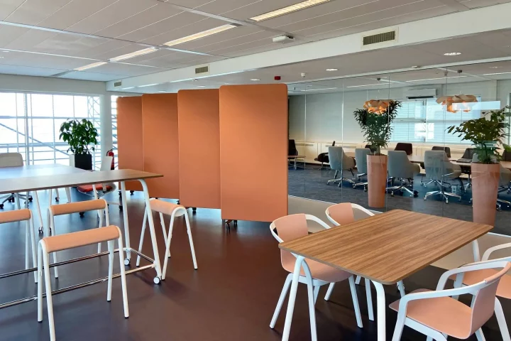 Hybride Werken Evos Amsterdam ontwerp Perla Kantoorinrichting