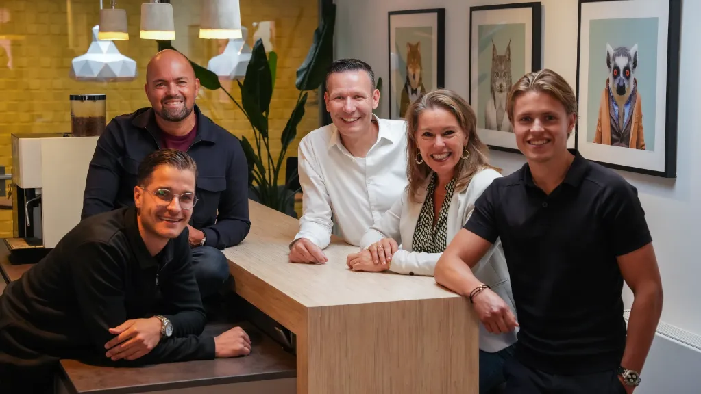Het team van Perla Kantoorinrichting