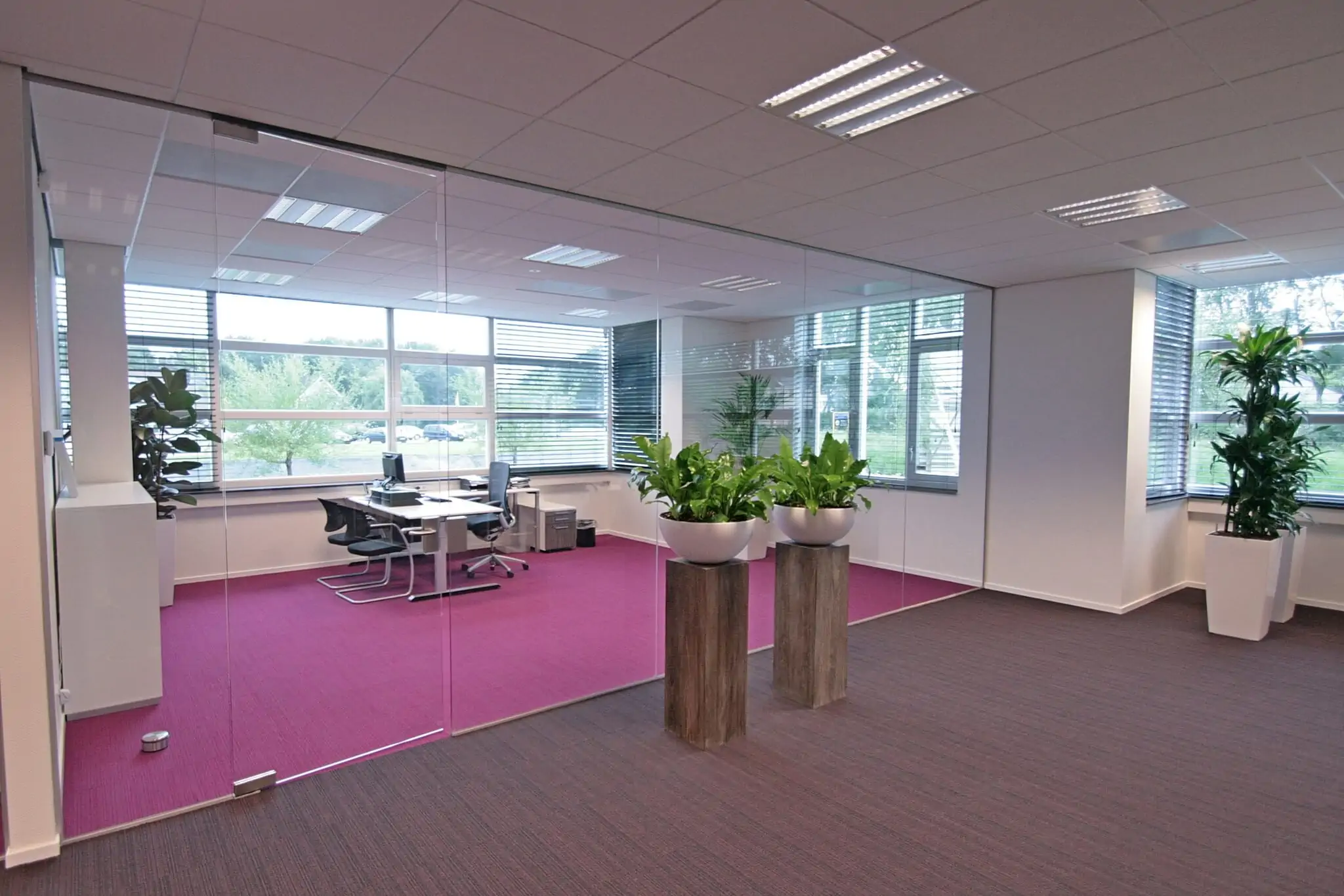 De Groot en Slot - kantoorinrichting door Perla