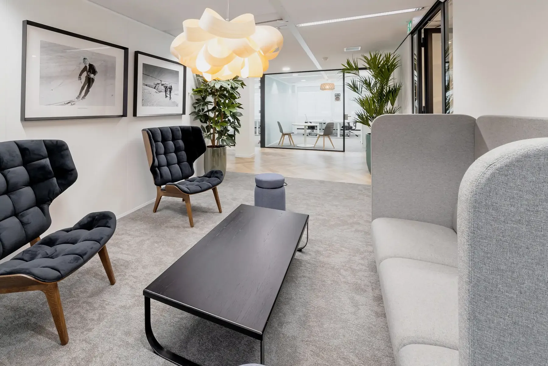 OfficeZ Startbaan - kantoorinrichting door Perla