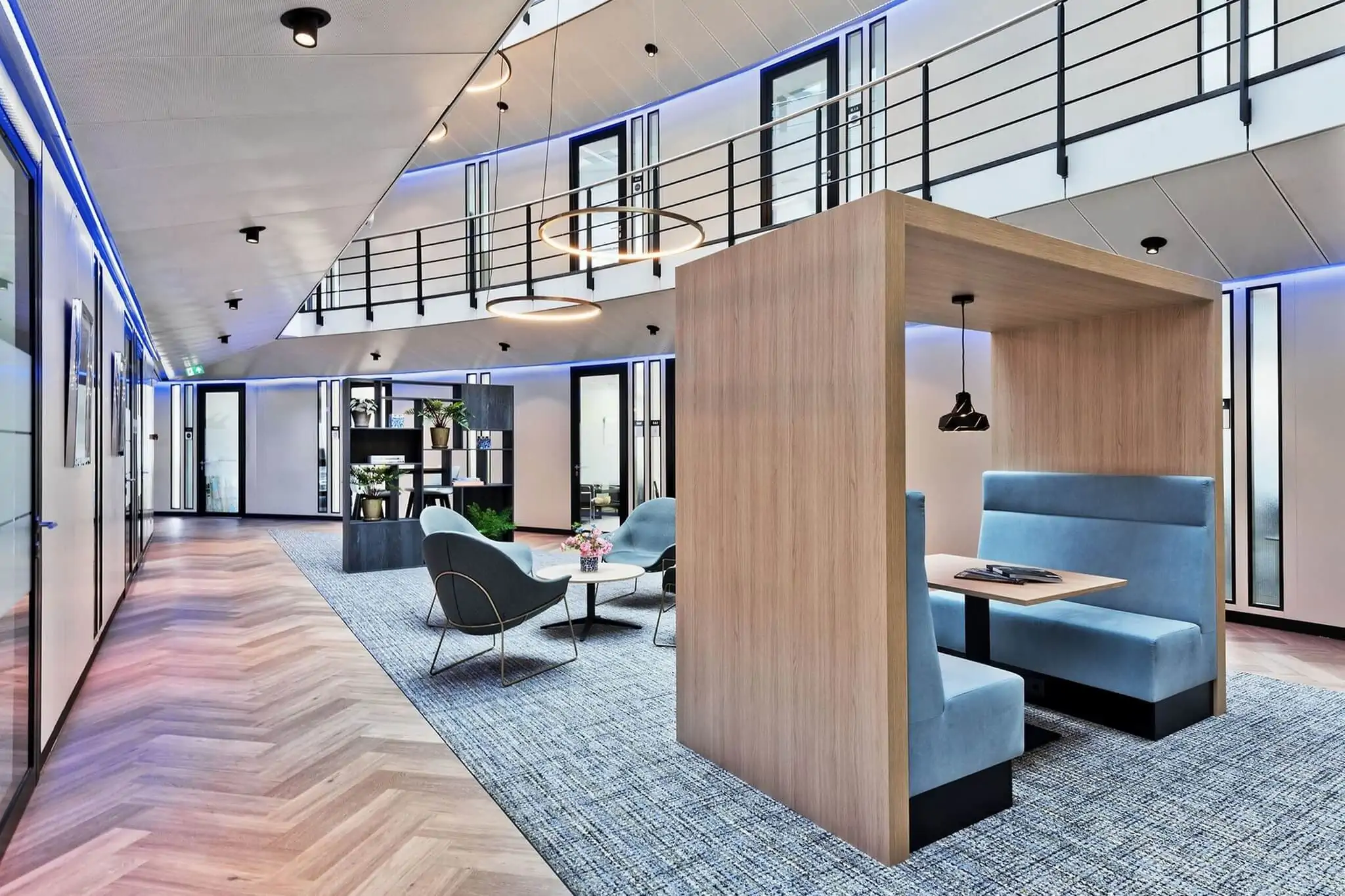 Kantoorproject Officez Bavinckhouse in Amstelveen door Perla