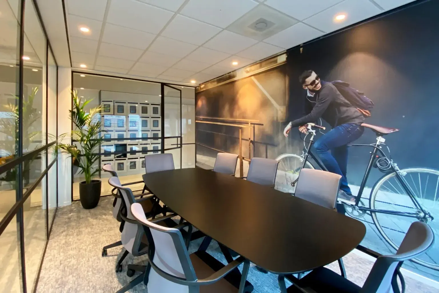 Kantoorinrichting Working Talent in Amsterdam door Perla